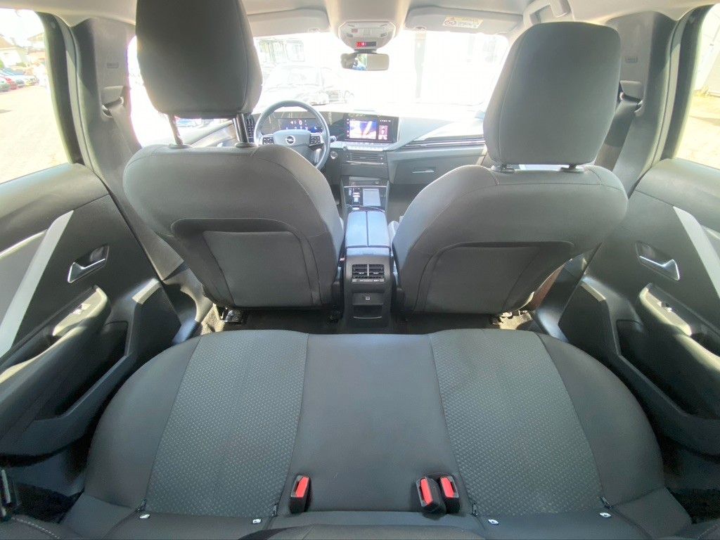 Opel Astra L Lim. Business Edition - Samsaru's Car Outlet