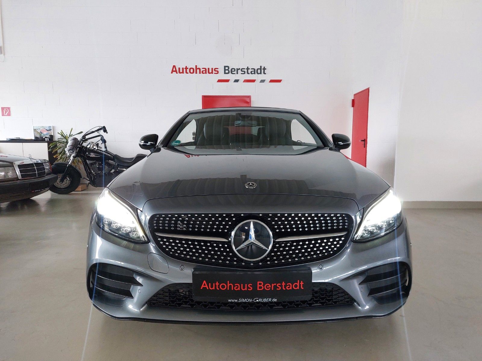 Mercedes-Benz C 180 Cabrio AMG-LINE - Samsaru's Car Outlet