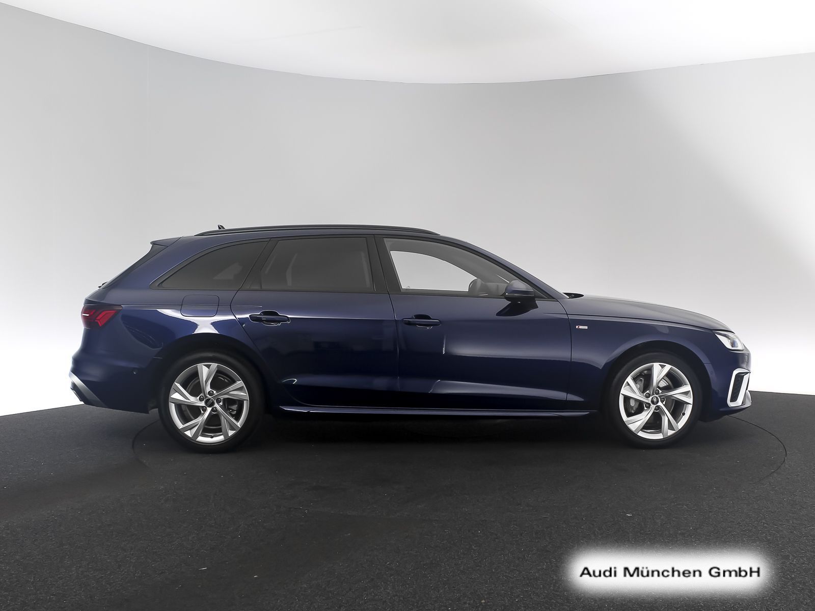 Audi A4 Avant 40 TFSI qu. S tronic S line StdHzg/Pano