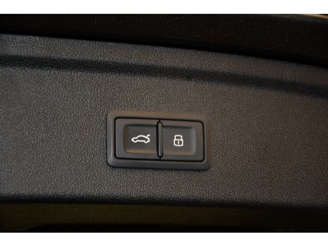 Audi A3 Sportback 2.0 TDI S-tronic LED/Tempo/Einparkh