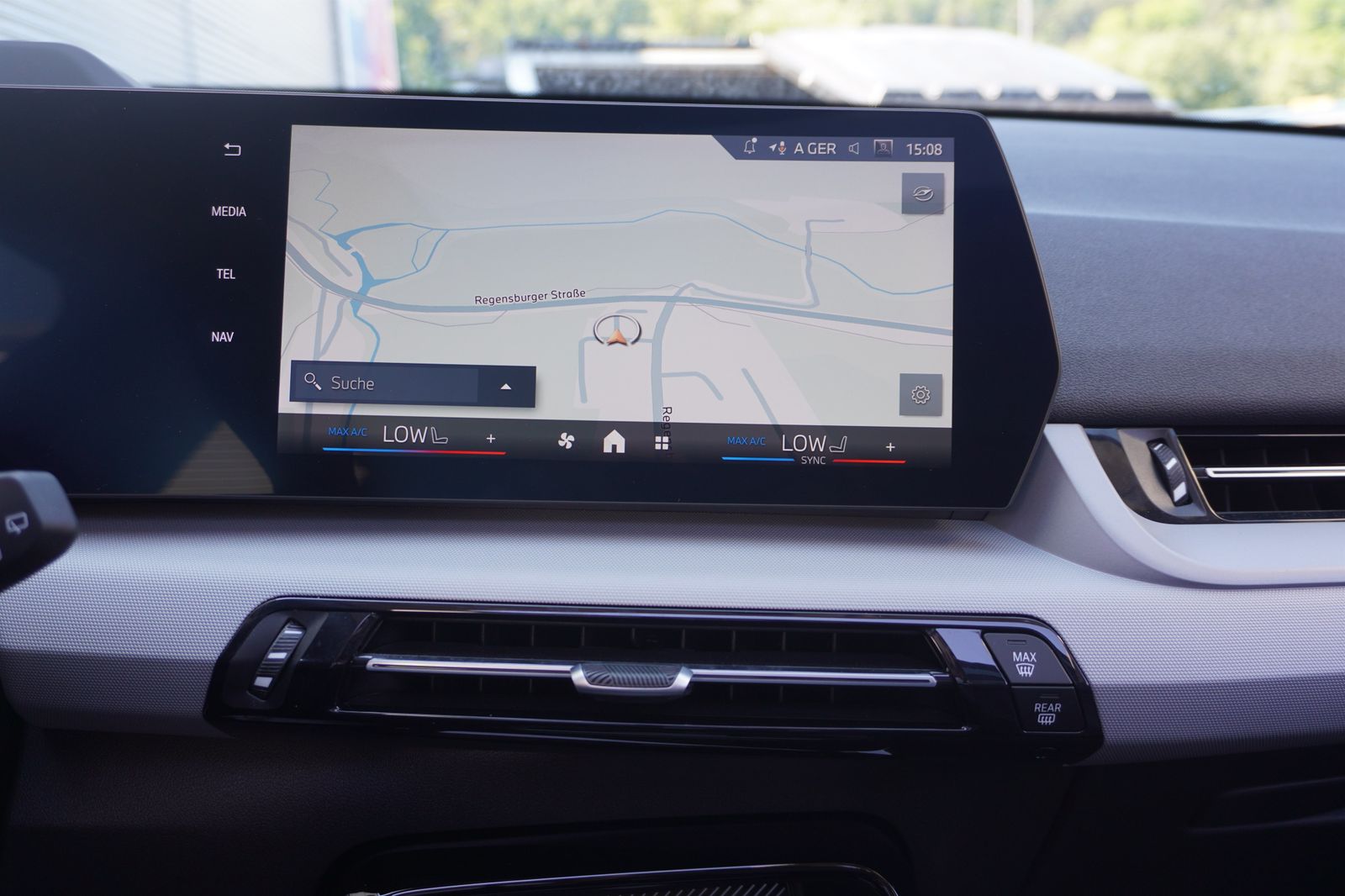 BMW X1 xDrive23i - Samsaru's Car Outlet