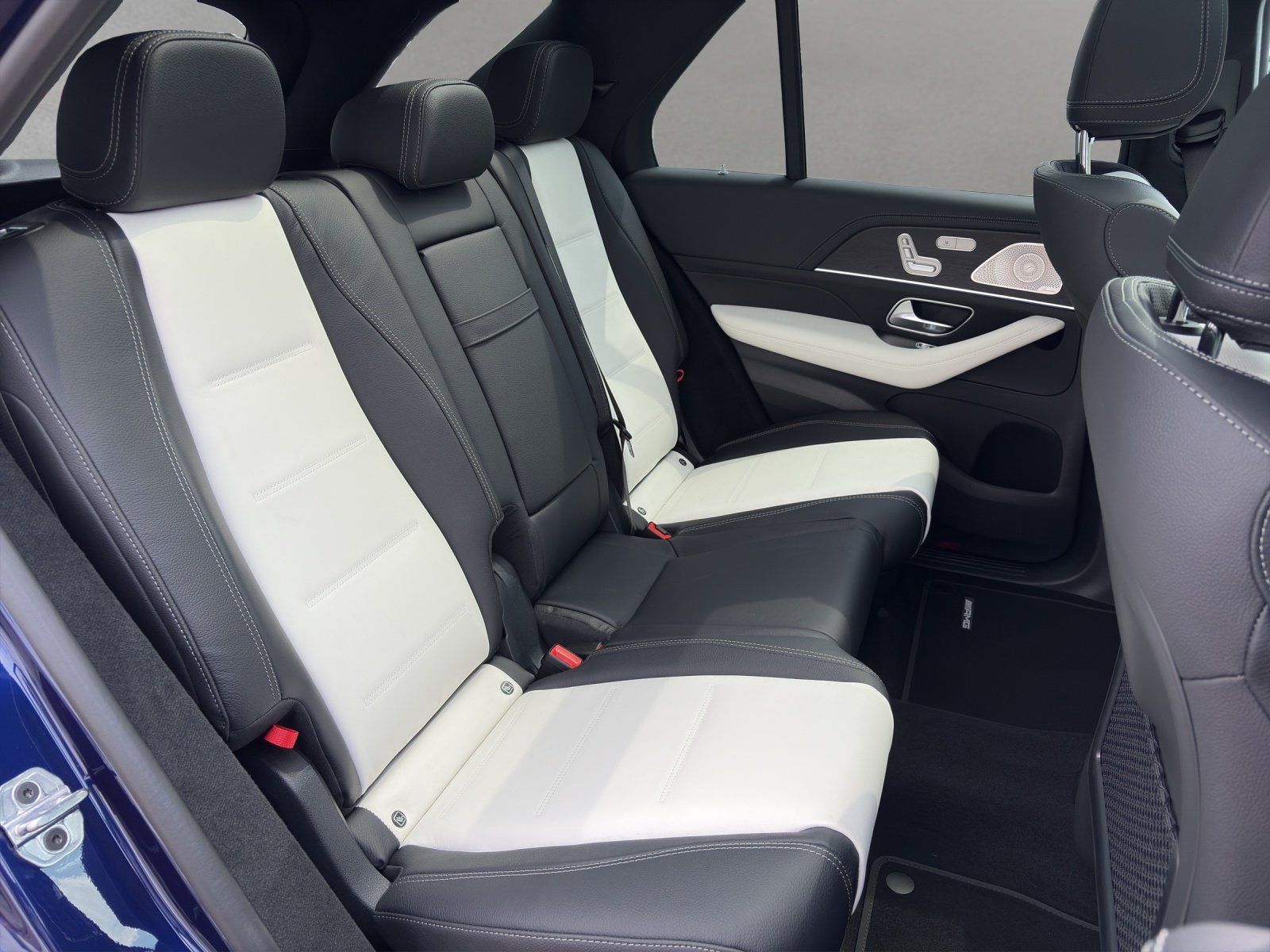Mercedes-Benz GLE 450 d 4M AMG Sitzklima Pano Keyless AHK Dist