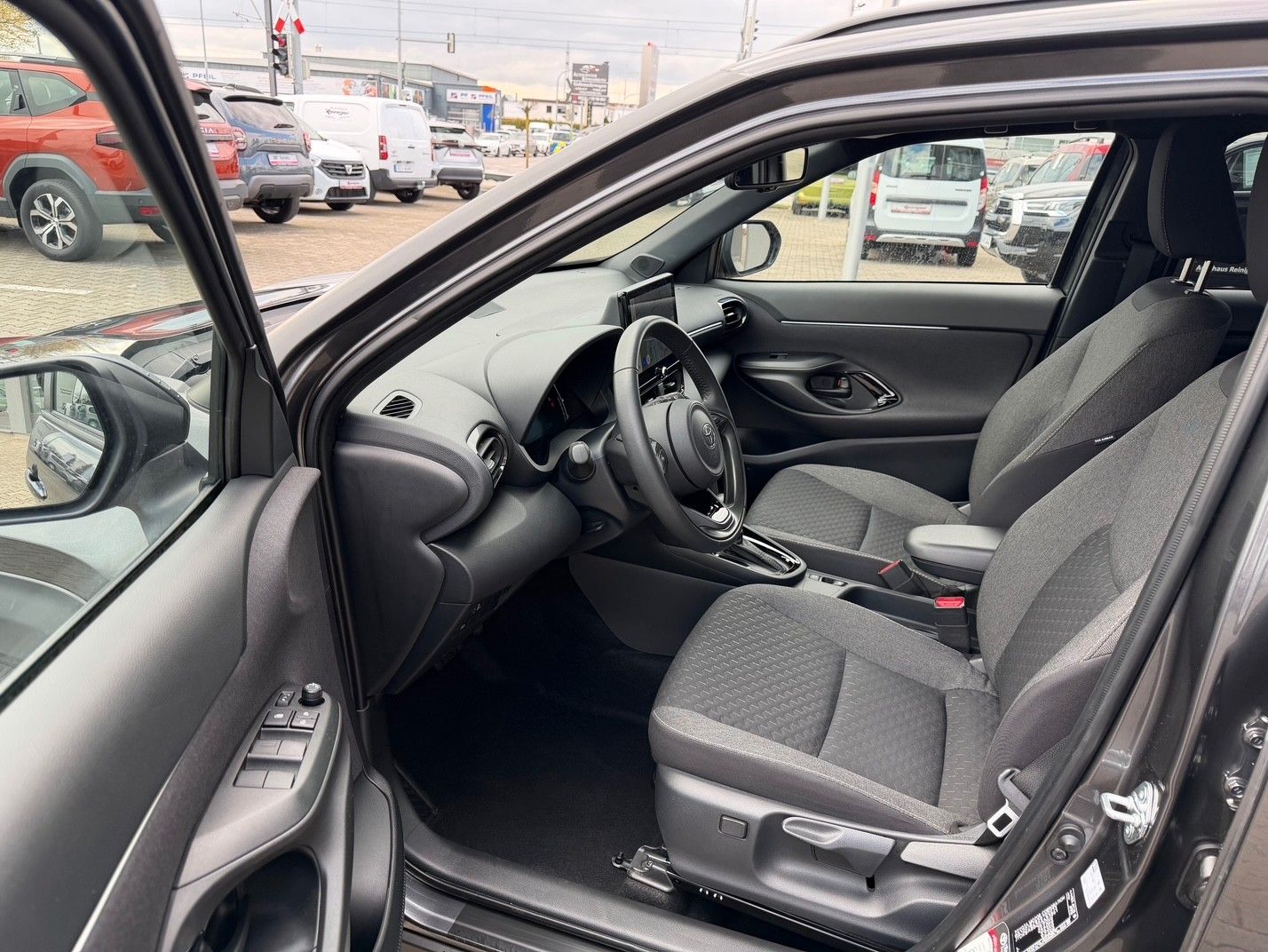 Toyota Yaris Cross 1.5l Hybrid Style*SHZ,Navi,PDC v+h*