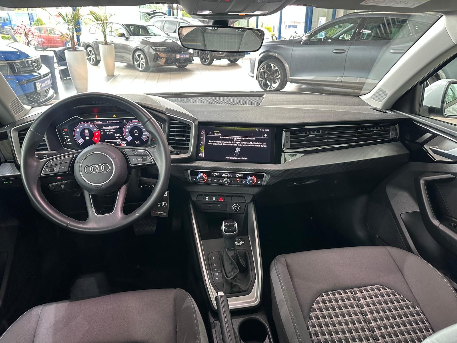 Audi A1 35 TFSI advanced - Samsaru's Car Outlet