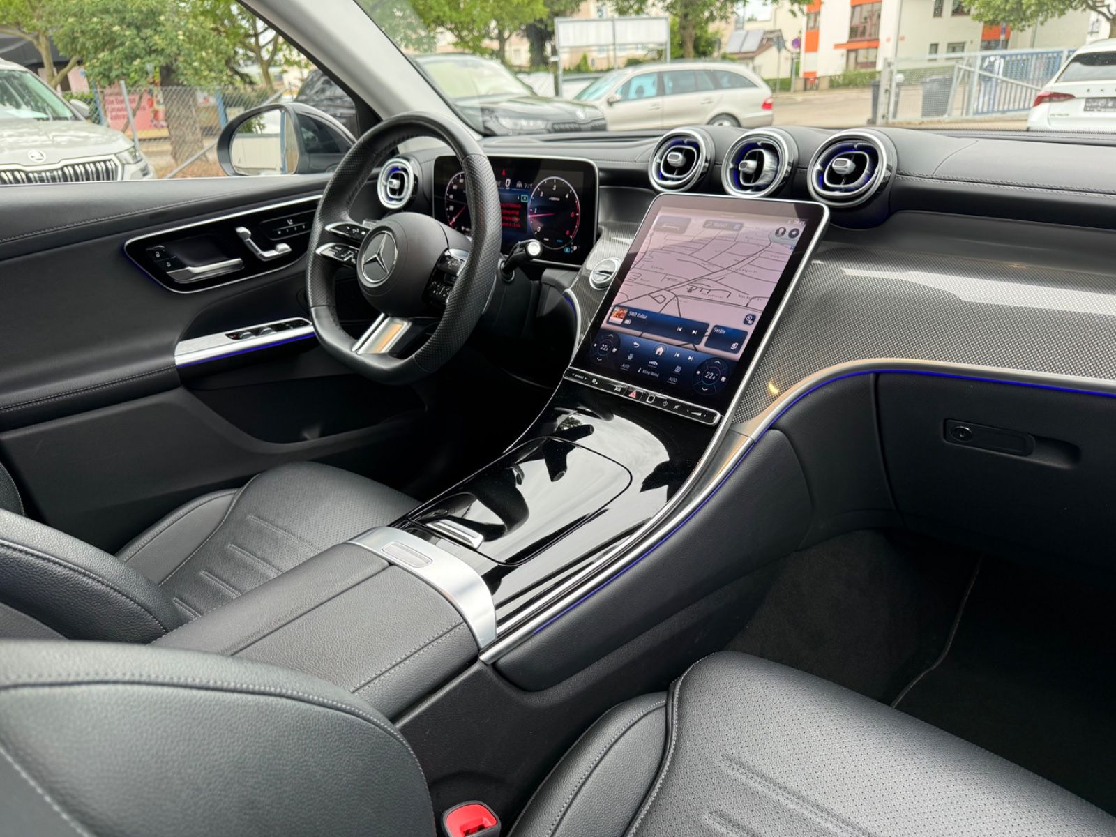 Mercedes-Benz GLC 220 d 4Matic*AMG-Line+Pano+AHK++Head-up*