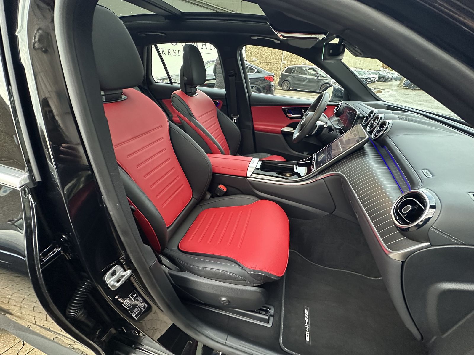 Mercedes-Benz GLC 300 4Matic 9G-TRONIC AMG Line Advanced