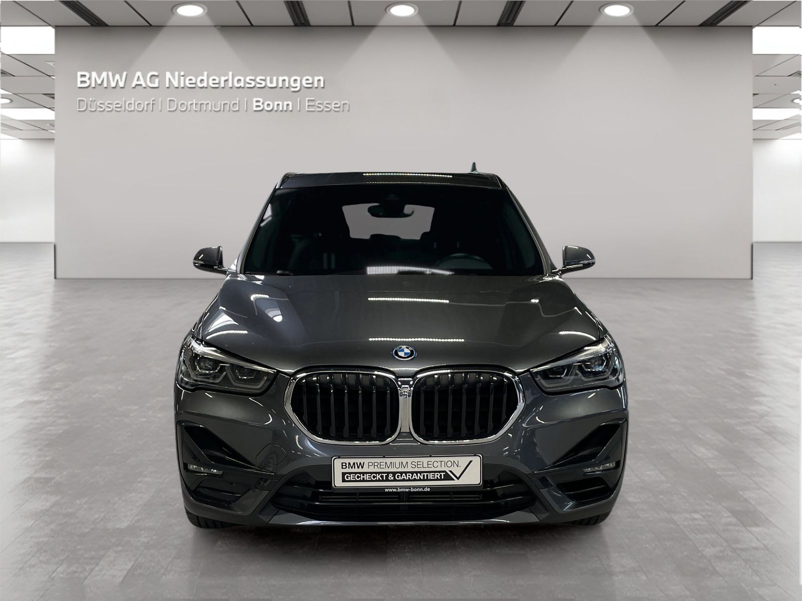 BMW X1 xDrive25e Sport Line - Samsaru's Car Outlet