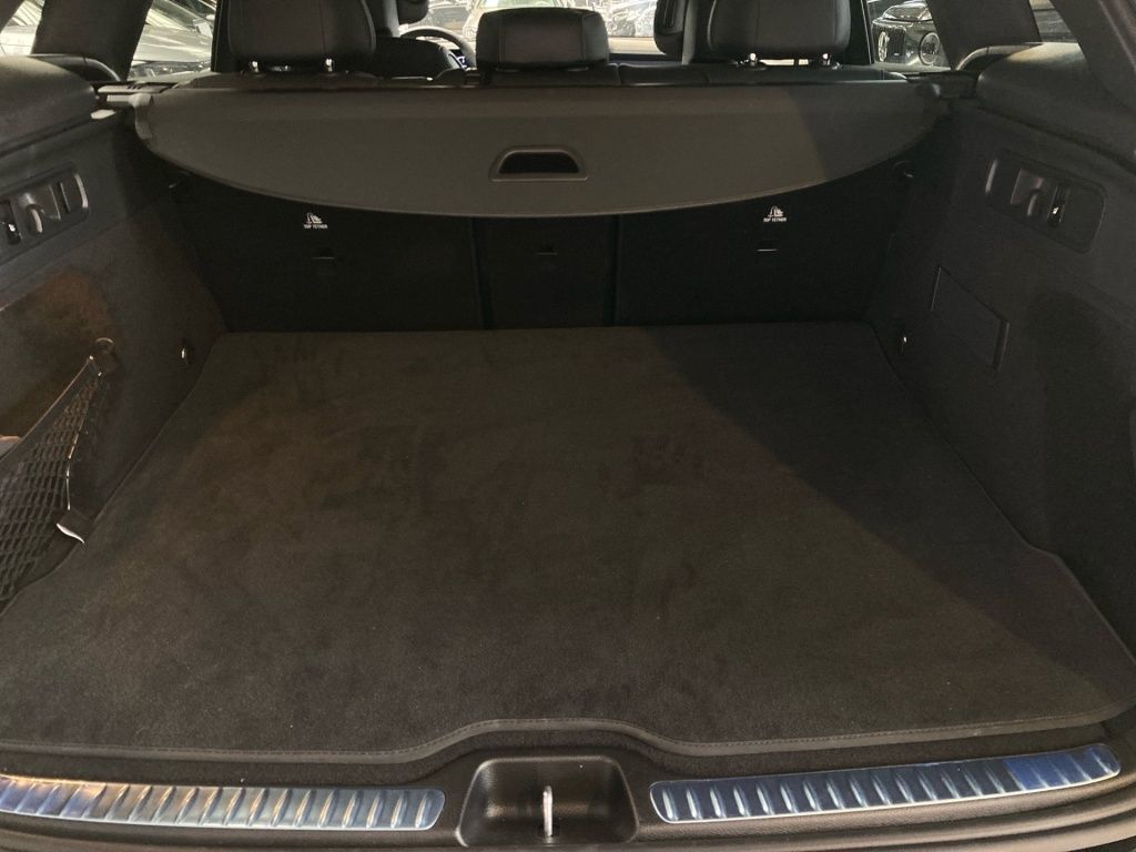 Mercedes-Benz GLC 220 d 4M AMG+Pano+AHK+Memory+Distronic+CarPl