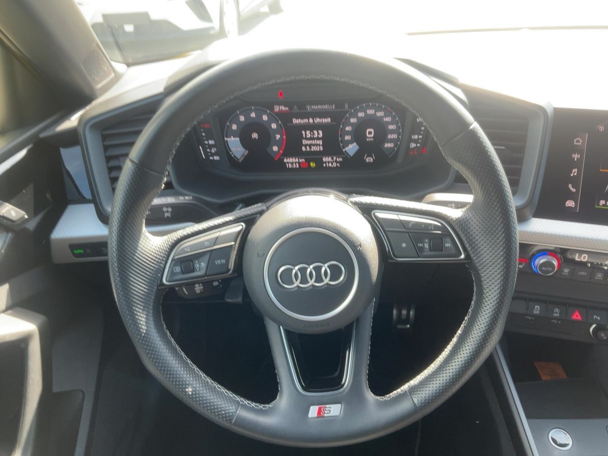 Audi A1 Sportback 30 TFSI S-LINE - Samsaru's Car Outlet