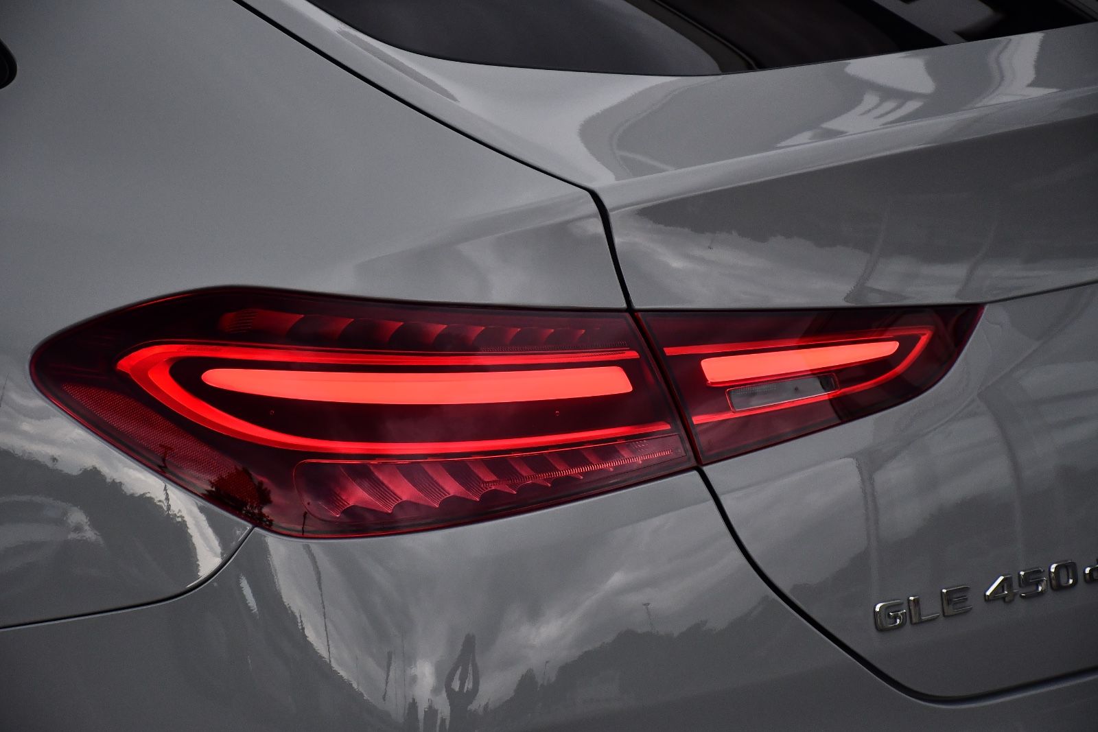 Mercedes-Benz GLE 450d Coupé AMG HUD Pano NightPaket Massage