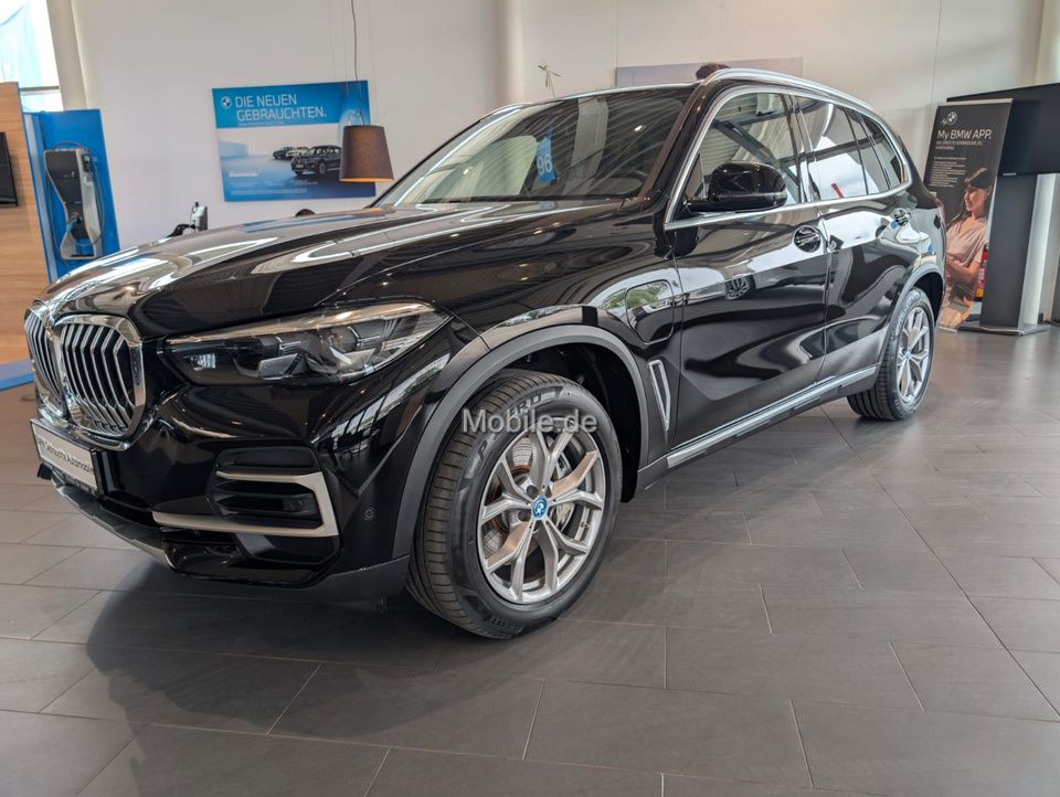BMW X5 xDrive45e X-Line AHK Memory vorn Sportsitze