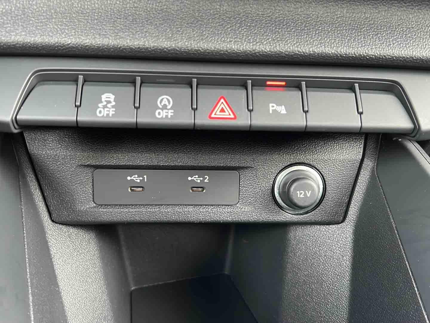 Audi A1 advanced Automatik *AppConnect, Kamera, PDC*