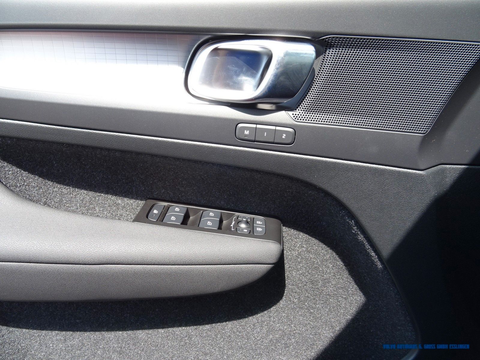 Volvo XC40 T5 Recharge R-Design Expression