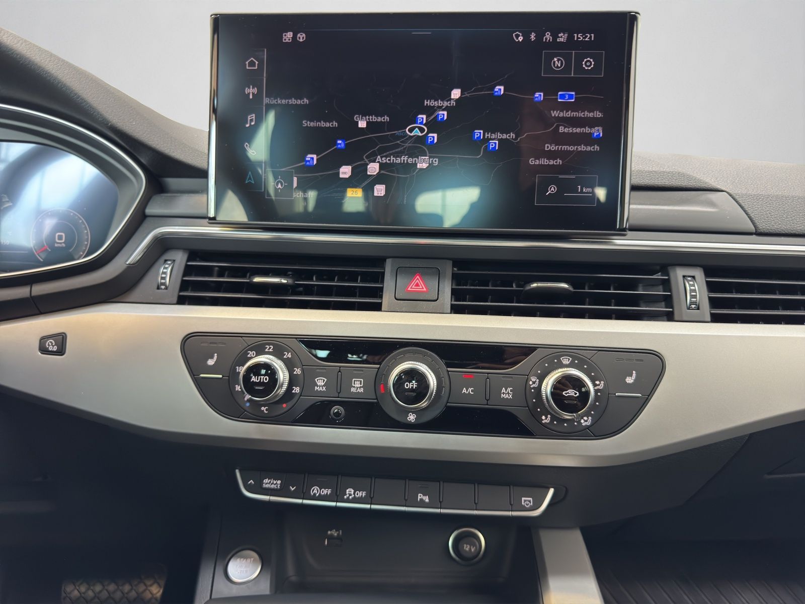 Audi A4 Avant 45 TFSI quattro S tronic - Samsaru's Car Outlet