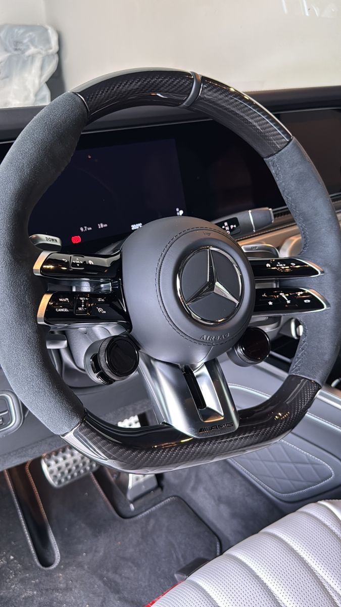 Mercedes-Benz G 63 AMG - Samsaru's Car Outlet