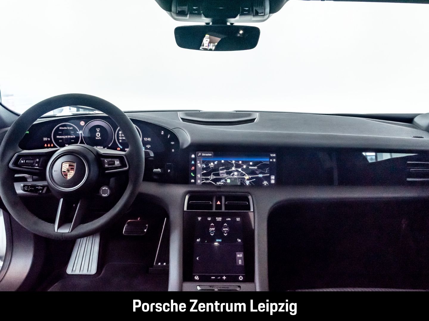 Porsche Taycan 4 SportDesign HD-Matrix ACC Pepita 21Zoll