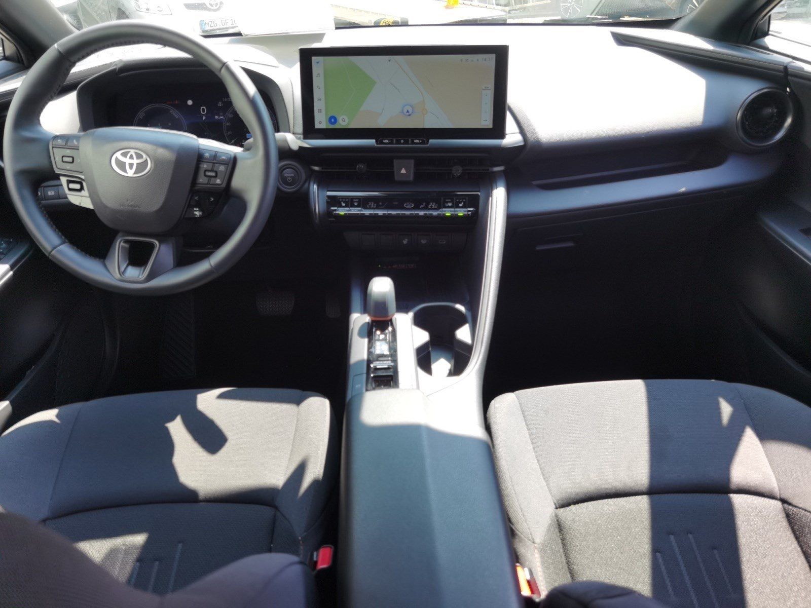 Toyota C-HR 1.8 Hybrid FWD - Samsaru's Car Outlet
