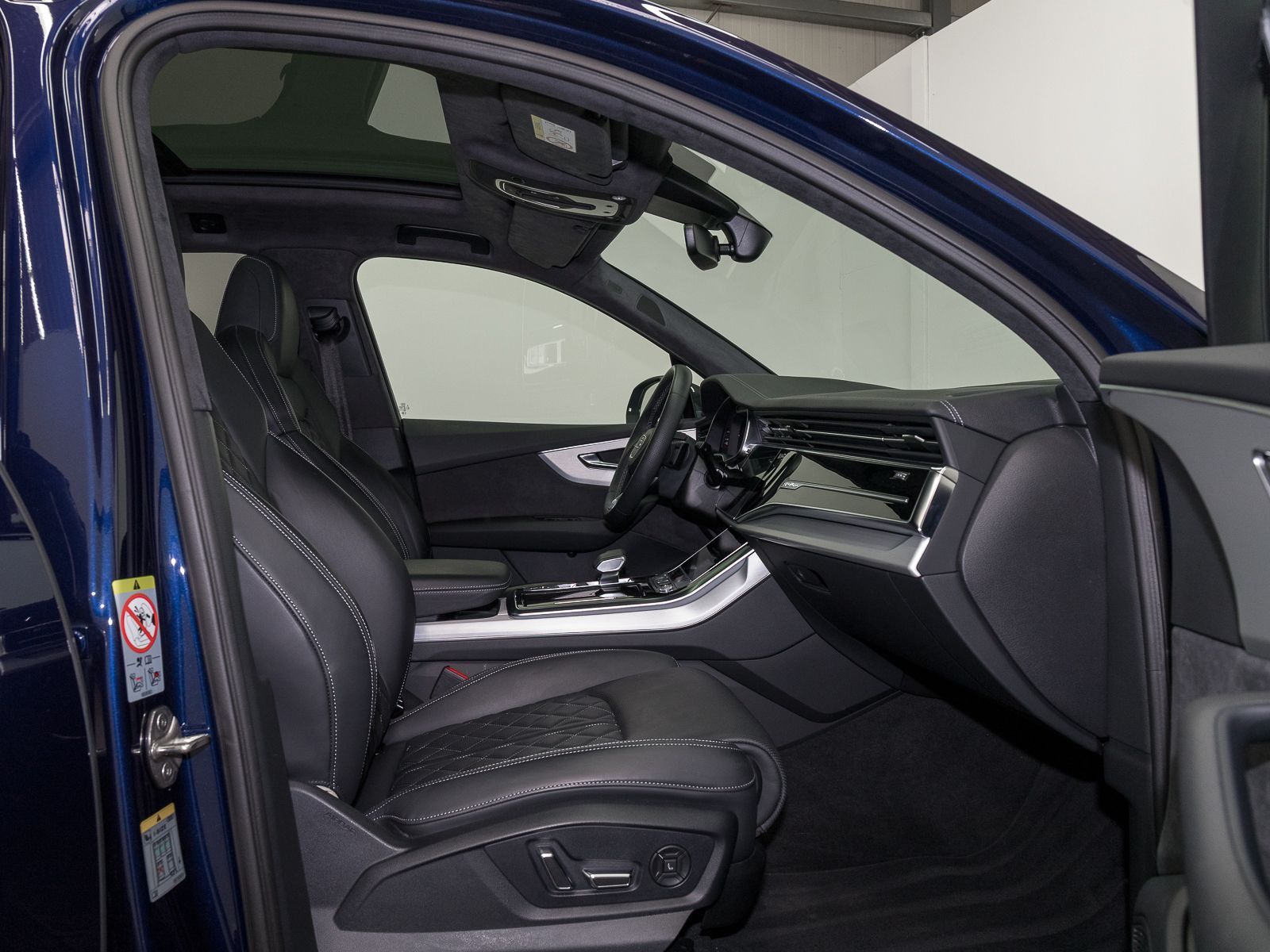 Audi Q7 55 TFSIe Q S LINE PANO BuOadv MASSAGE LM21