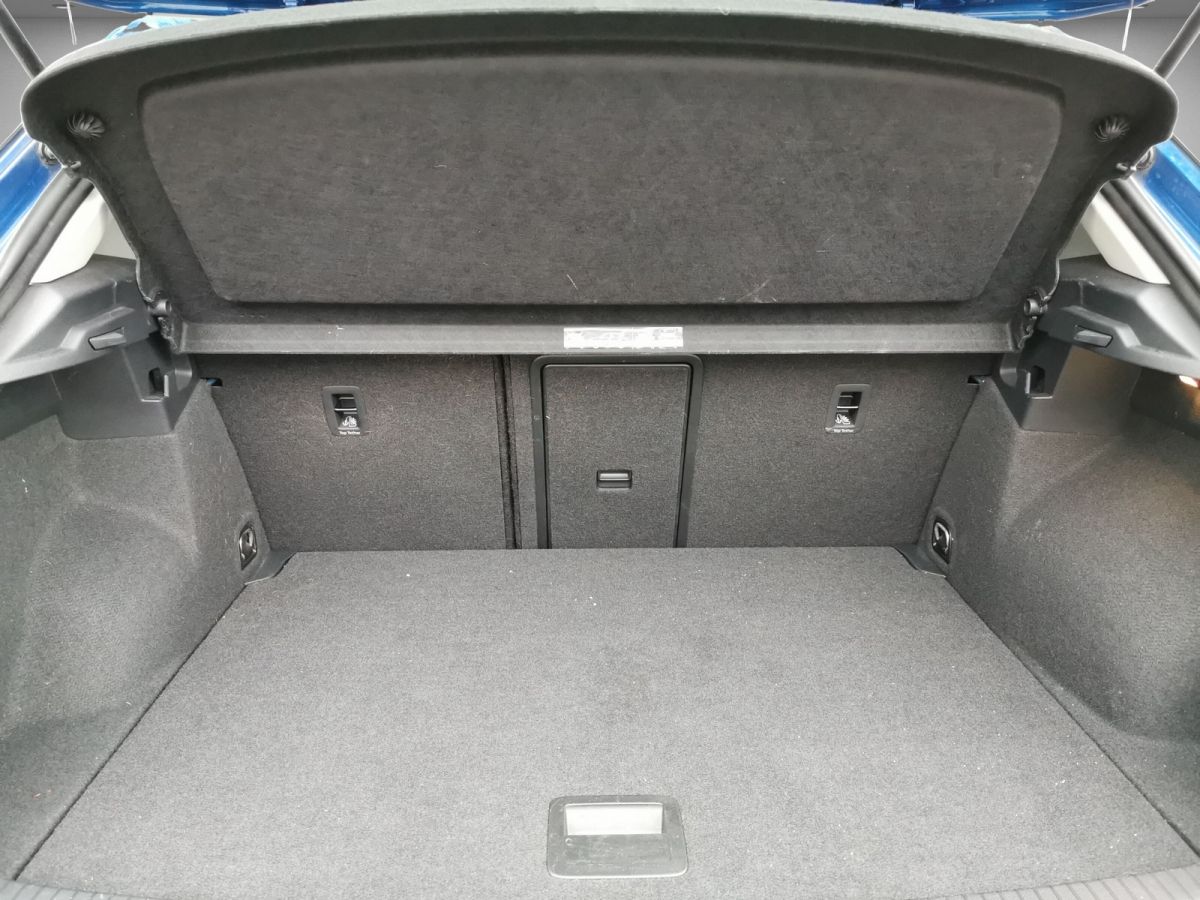Volkswagen T-ROC Style 2.0 TDI - Samsaru's Car Outlet