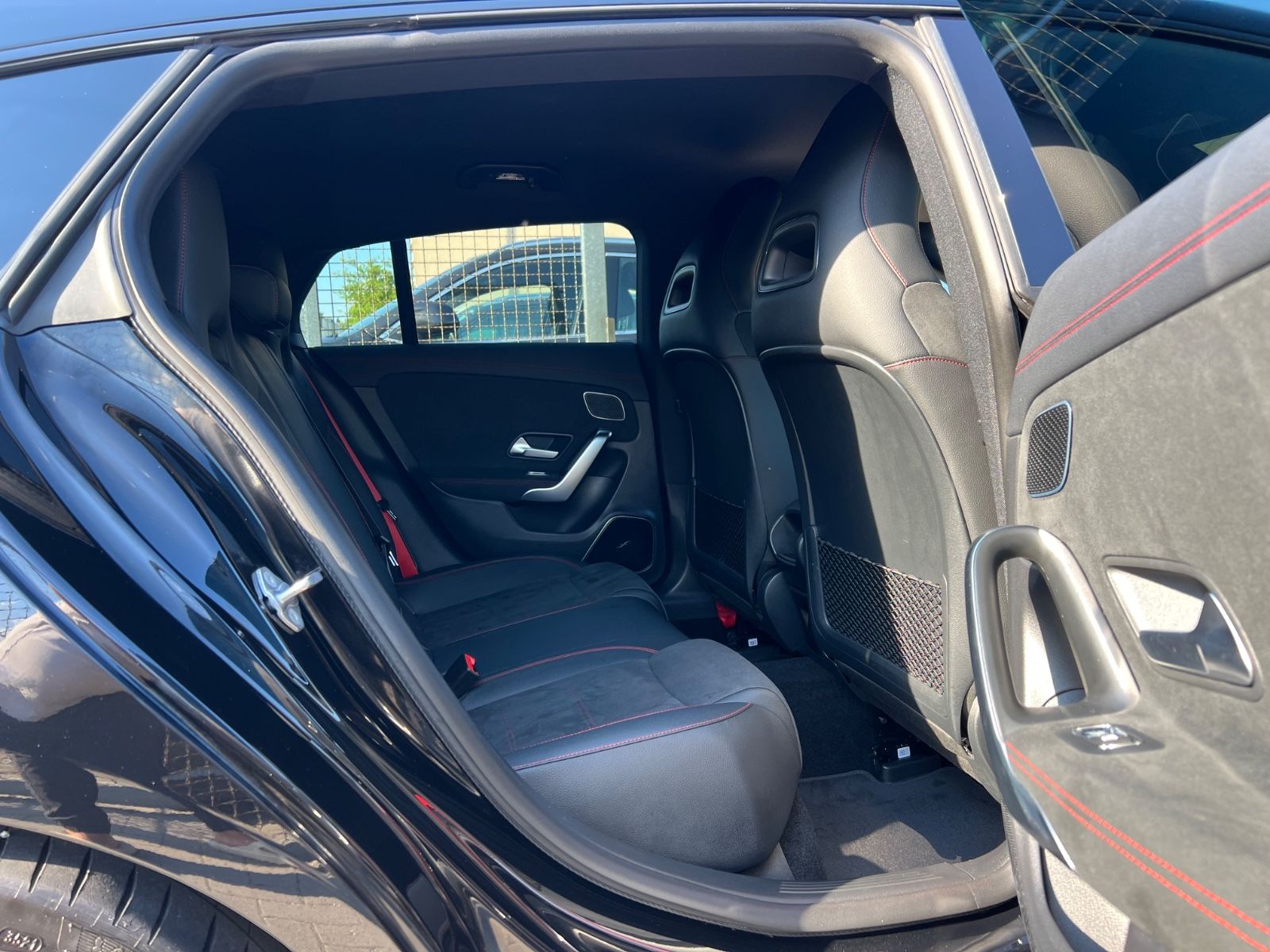 Mercedes-Benz CLA 35 AMG SB 4M - Samsaru's Car Outlet