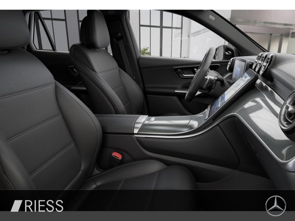 Mercedes-Benz GLC 300 e 4MATIC AMG SPORT PANO AHK HUD DISTR BU