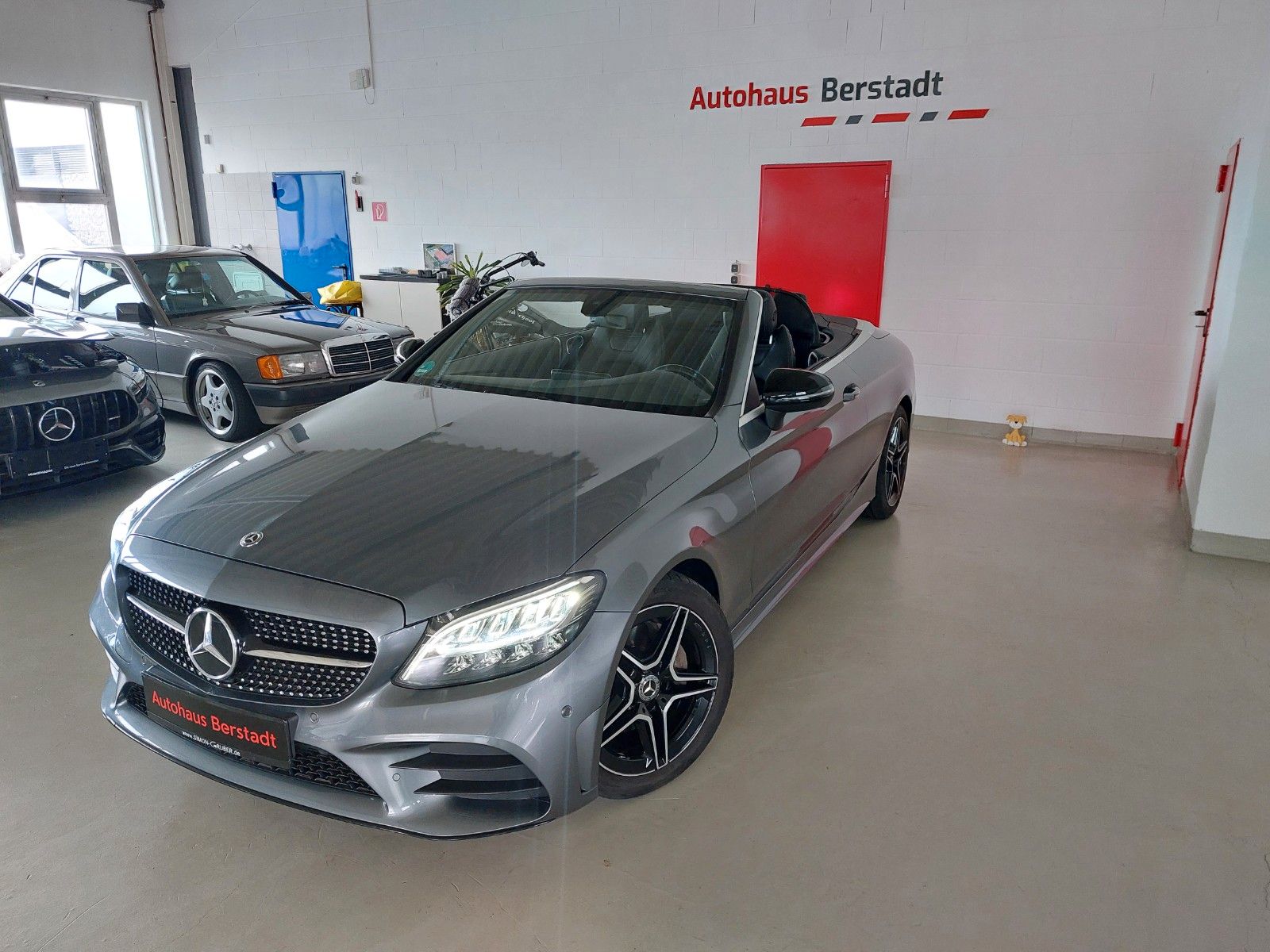 Mercedes-Benz C 180 Cabrio AMG-LINE - Samsaru's Car Outlet