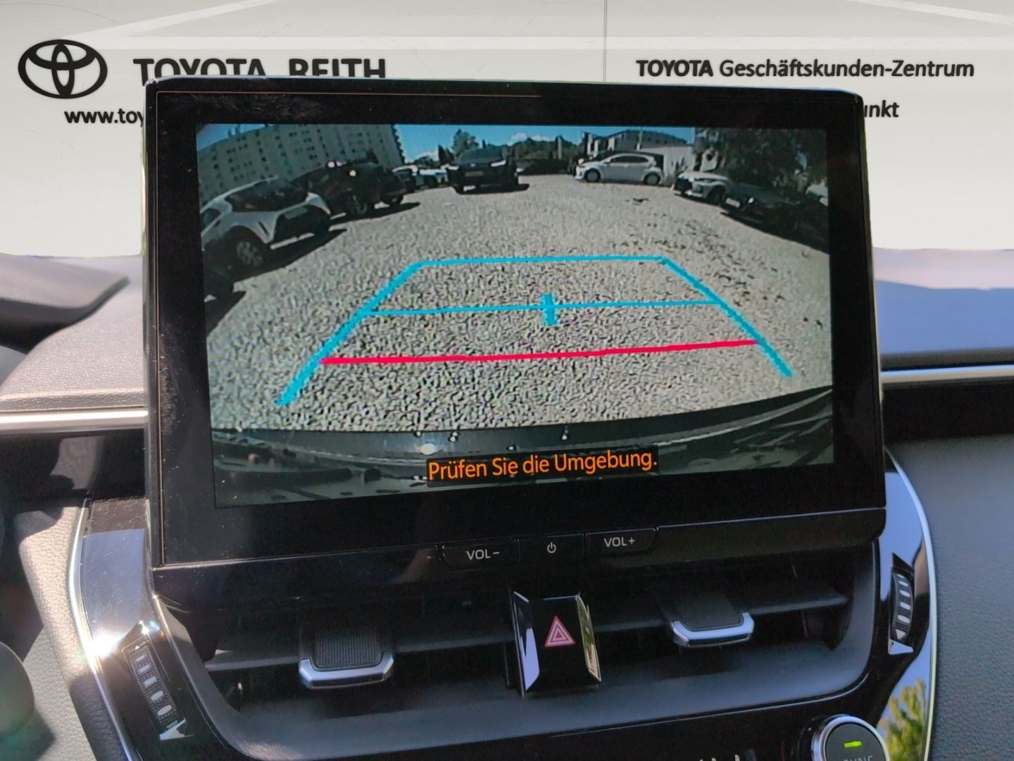 Toyota Corolla Touring Sports Hybrid Teamplayer Navi LE