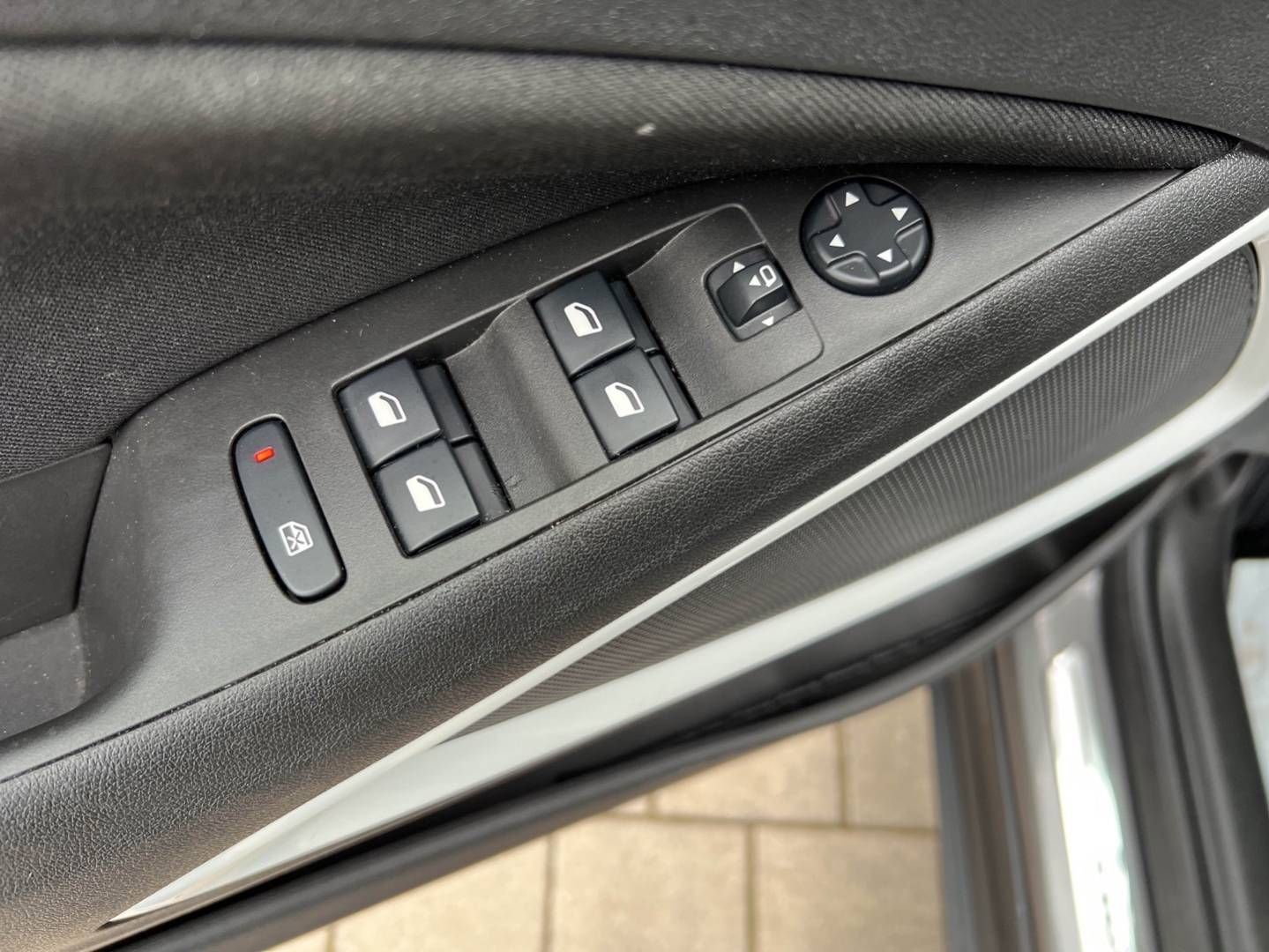 Opel CROSSLAND X Autom. Exklusiv - Samsaru's Car Outlet