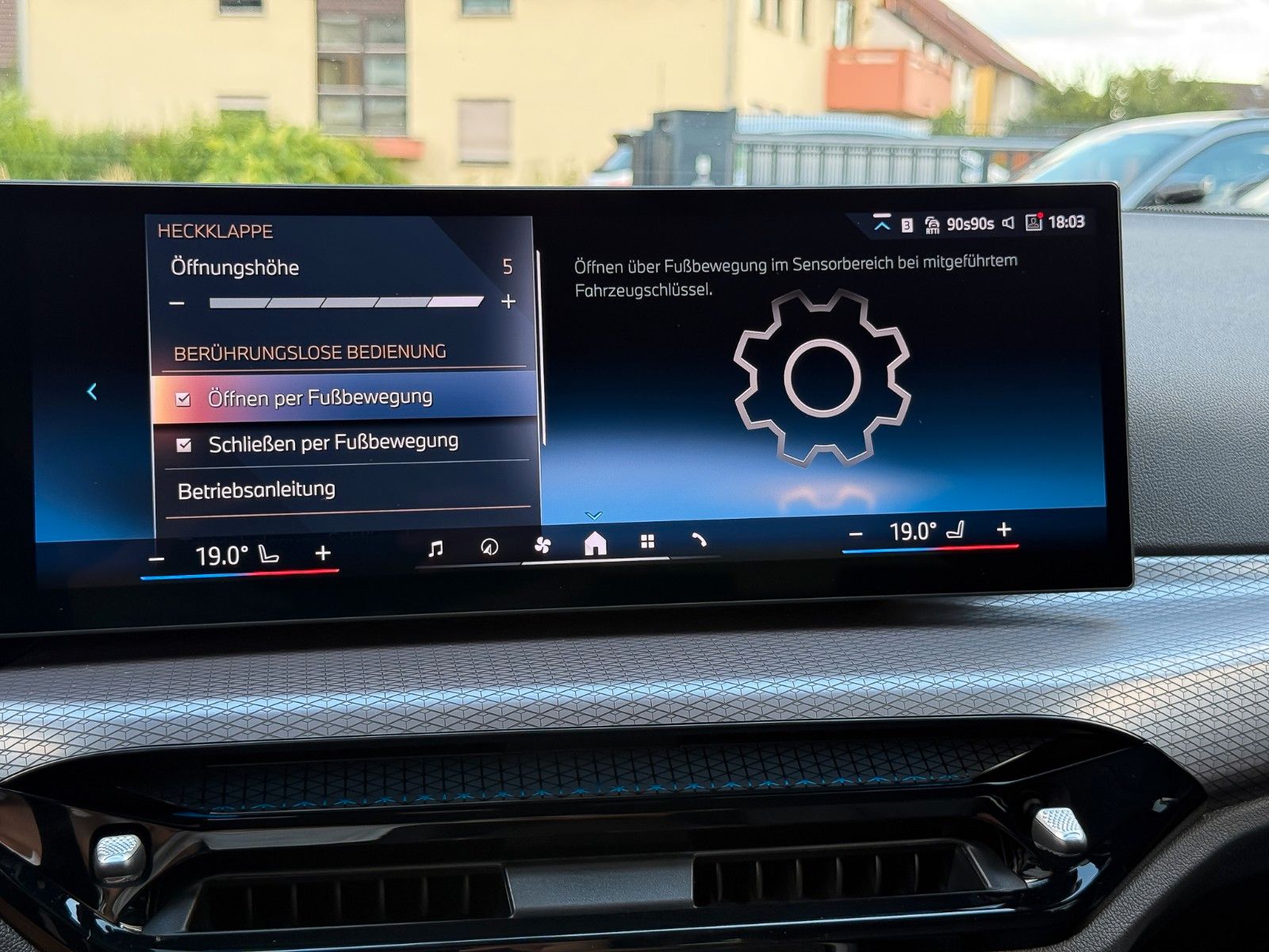 BMW 320d xD M Sport Pro HuD 360° h/k AHK 19"Alu