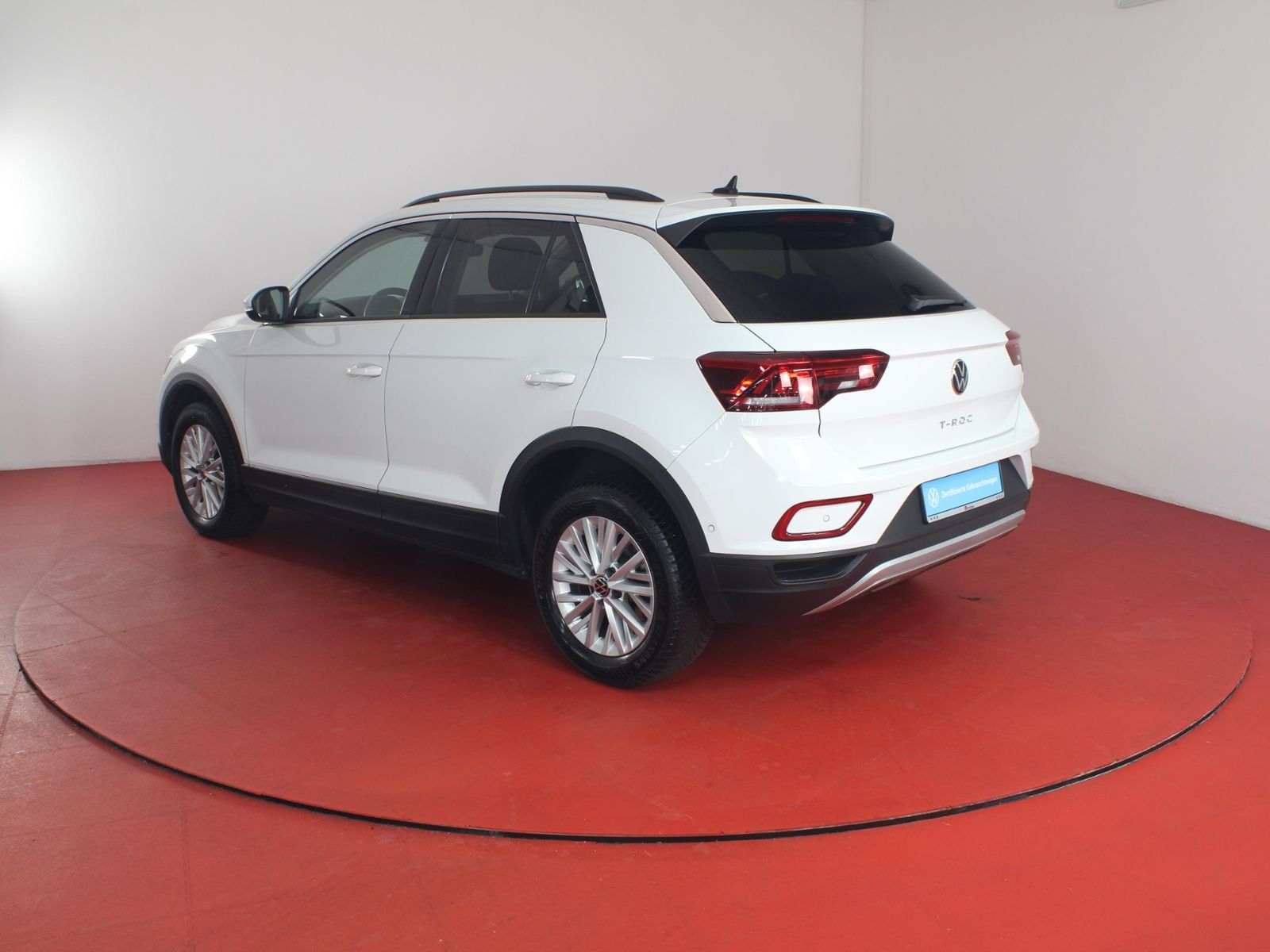 Volkswagen T-ROC Life 1.0TSI - Samsaru's Car Outlet