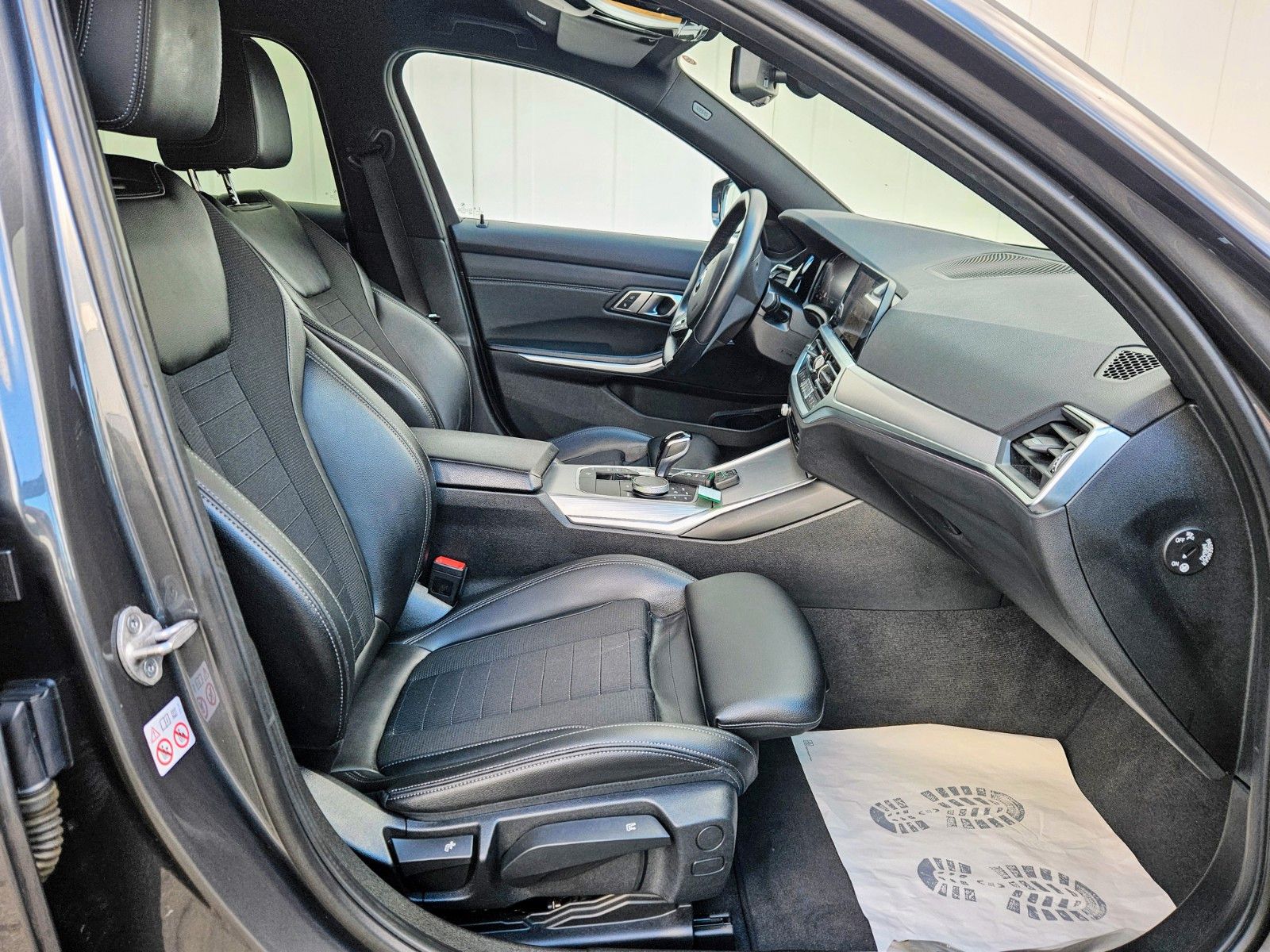 BMW 320d SPORT LINE - Samsaru's Car Outlet