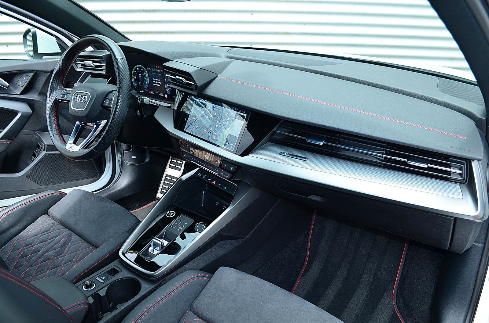 Audi A3 SB 40 TFSI e S.line - Samsaru's Car Outlet