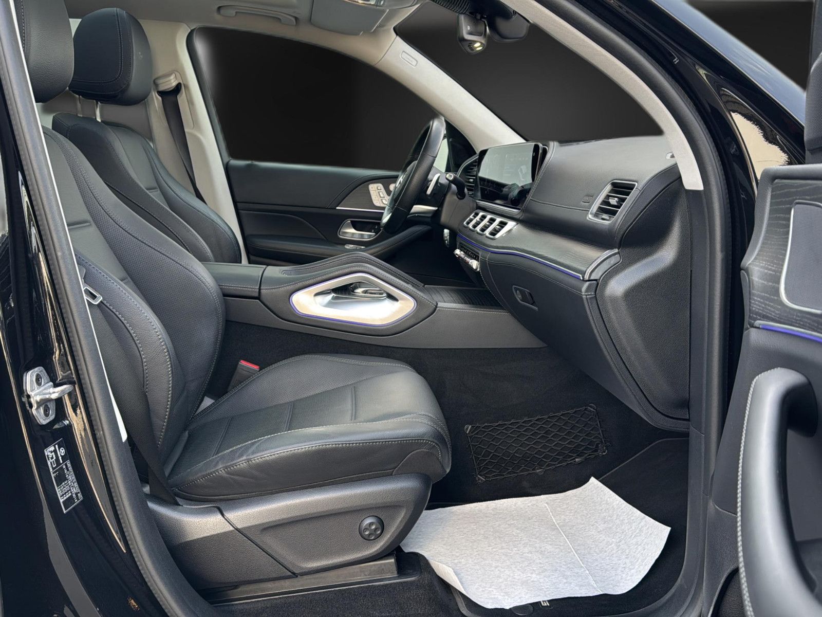 Mercedes-Benz GLE 580 360°*Luftfed*22*Pano*belüSitz*HUD*Distro