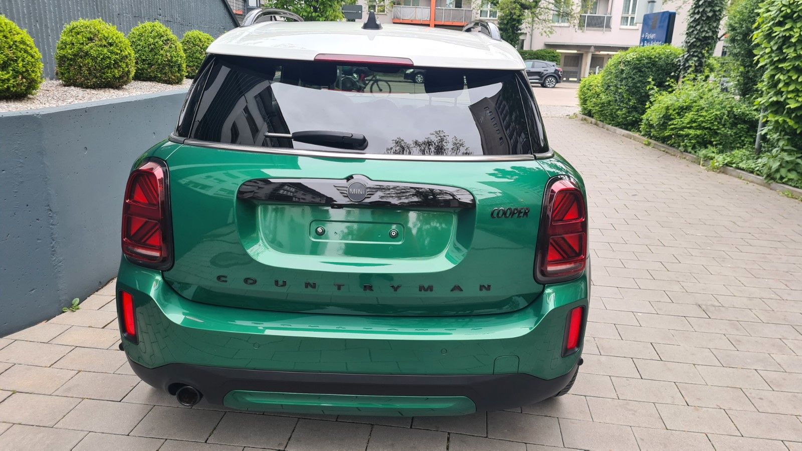 MINI Cooper Countryman Mini Yours Trim - Samsaru's Car Outlet