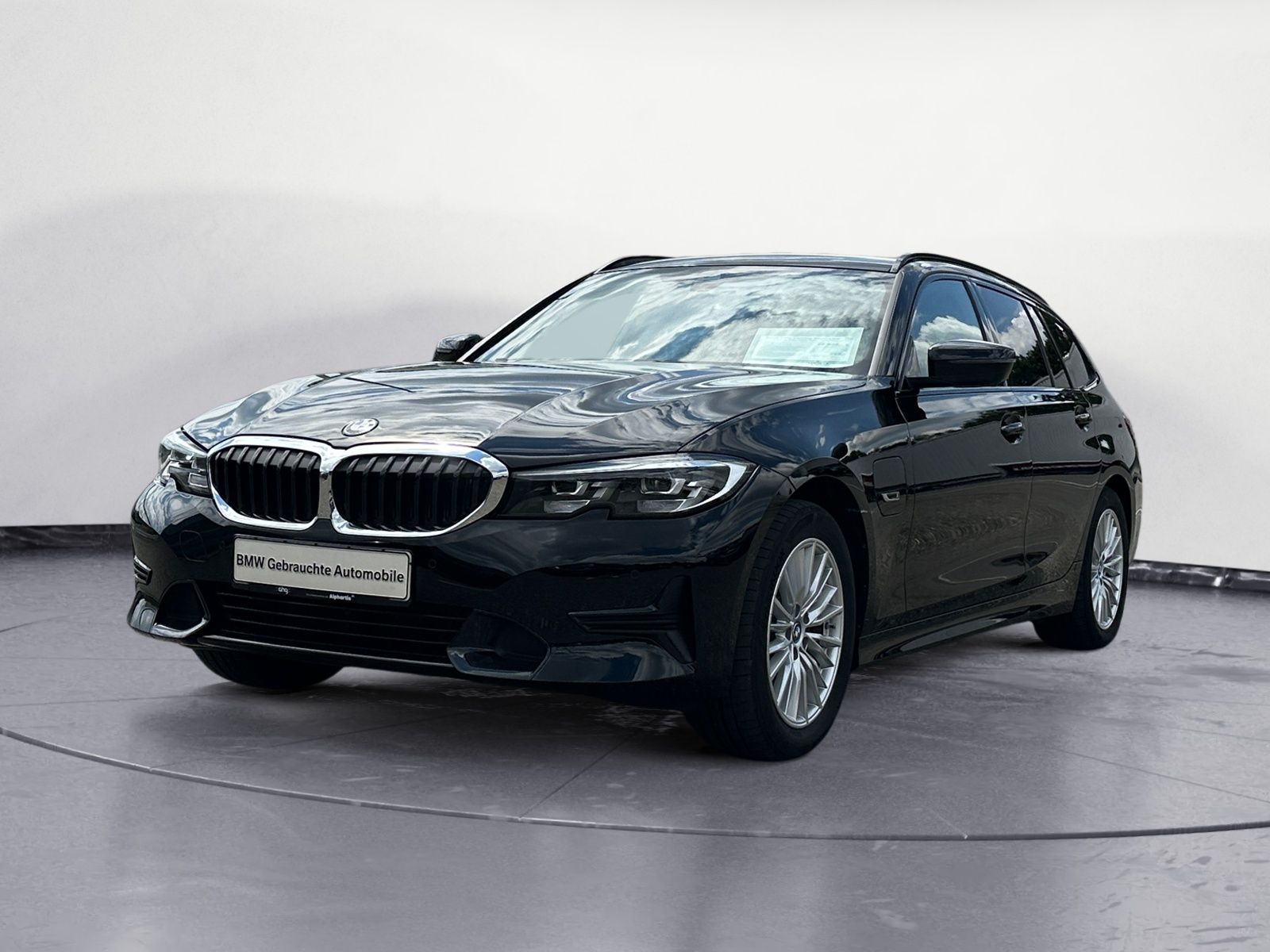 BMW 320e Touring Sport Line - Samsaru's Car Outlet