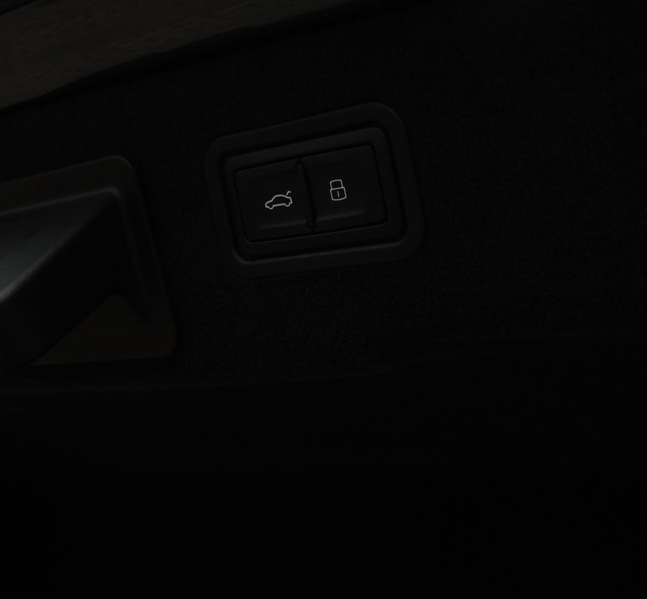 Audi A8 50 TDI quat. S line - Samsaru's Car Outlet
