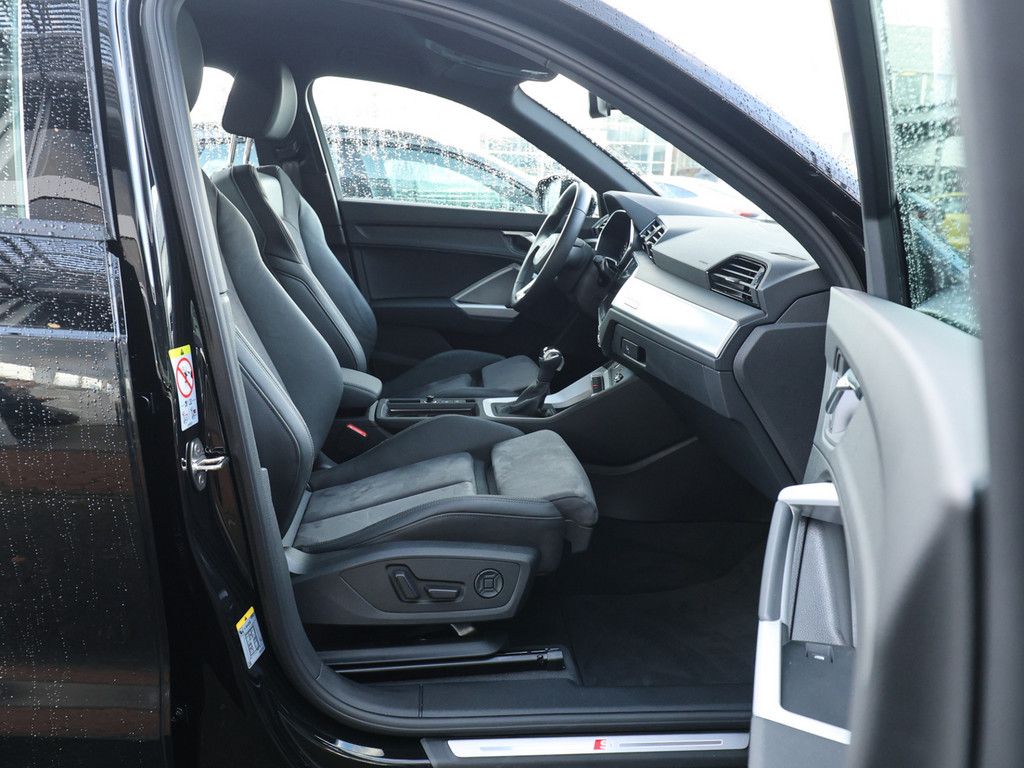 Audi Q3 S line 35 TDI quattro - Samsaru's Car Outlet