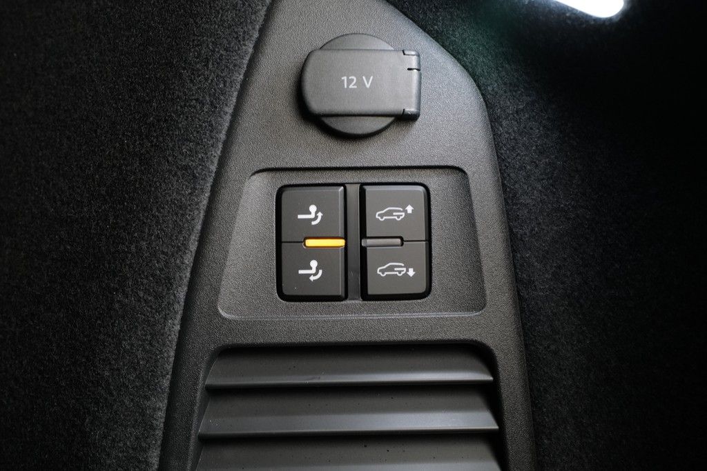 Volkswagen Touareg 3.0TDI R-Line Allradlenk StdHz Keyless