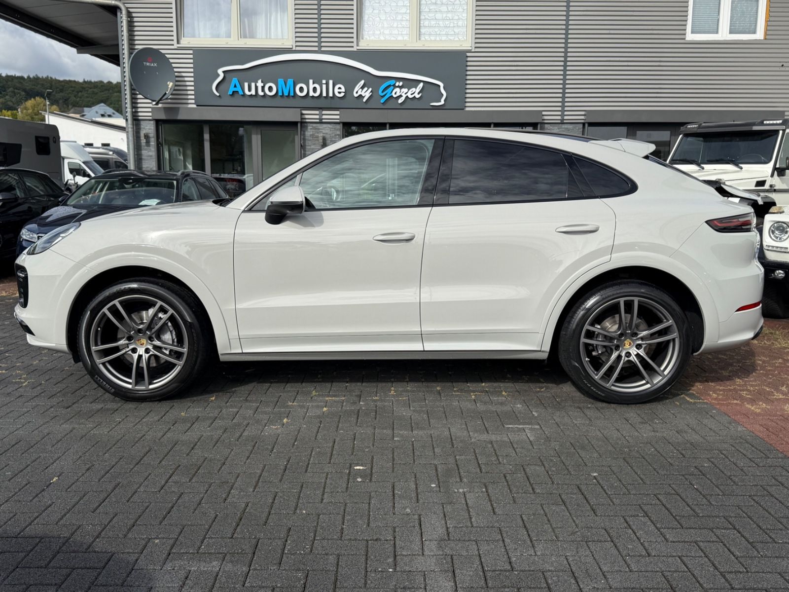 Porsche Cayenne Coupe Platinum Edition *1. Hand *Chrono