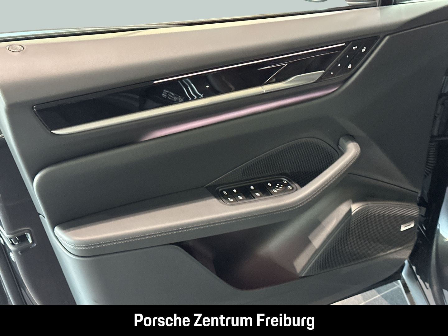 Porsche Macan 4 BOSE Luftfederung Panorama Surround-View