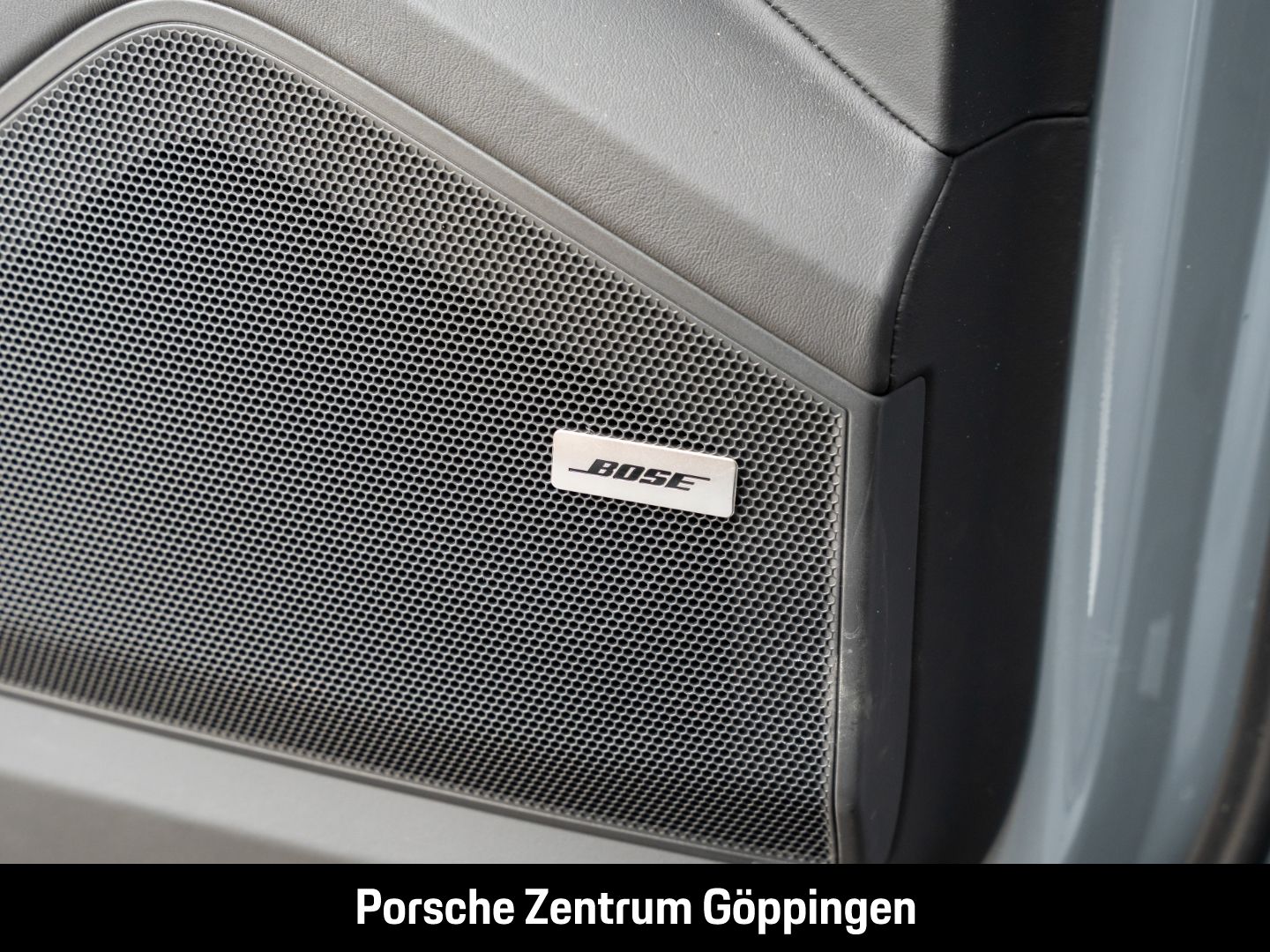 Porsche Cayenne E-Hybrid BOSE Rückfahrkamera Panorama
