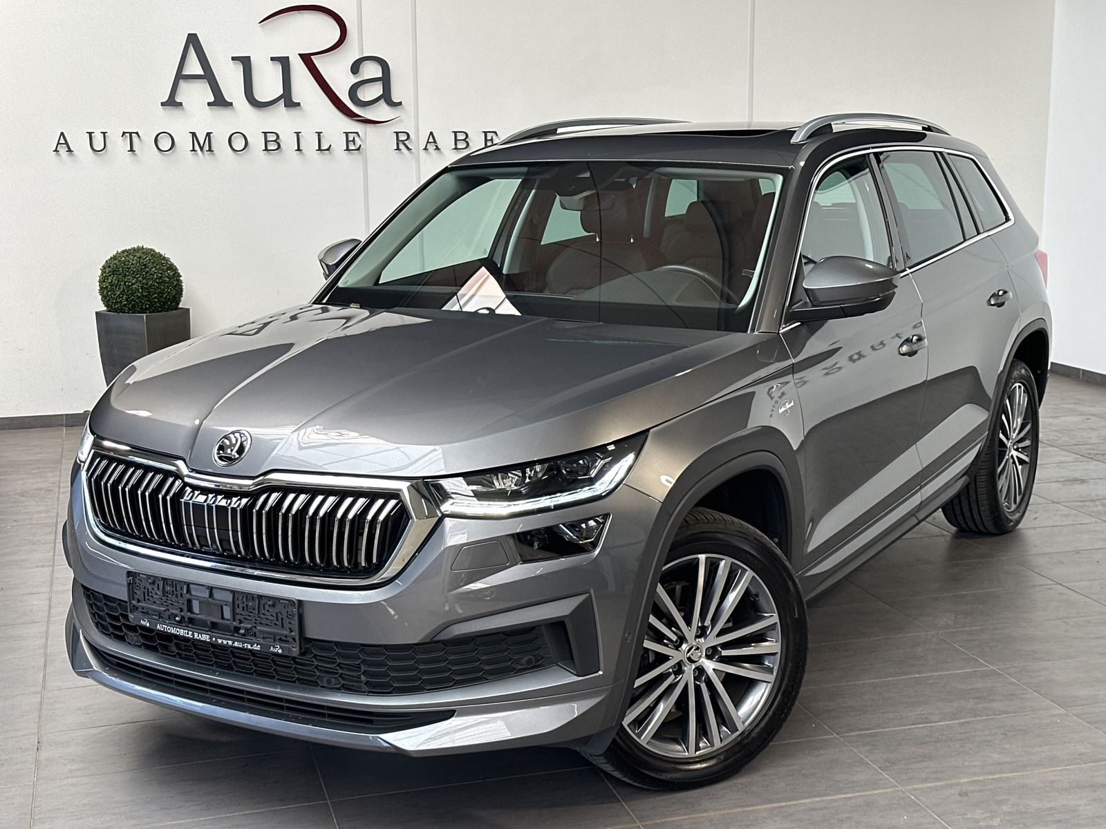 Skoda Kodiaq 4x4 L&K NAV+MATRIX+360+PANO+AHK+STANDHEIZ