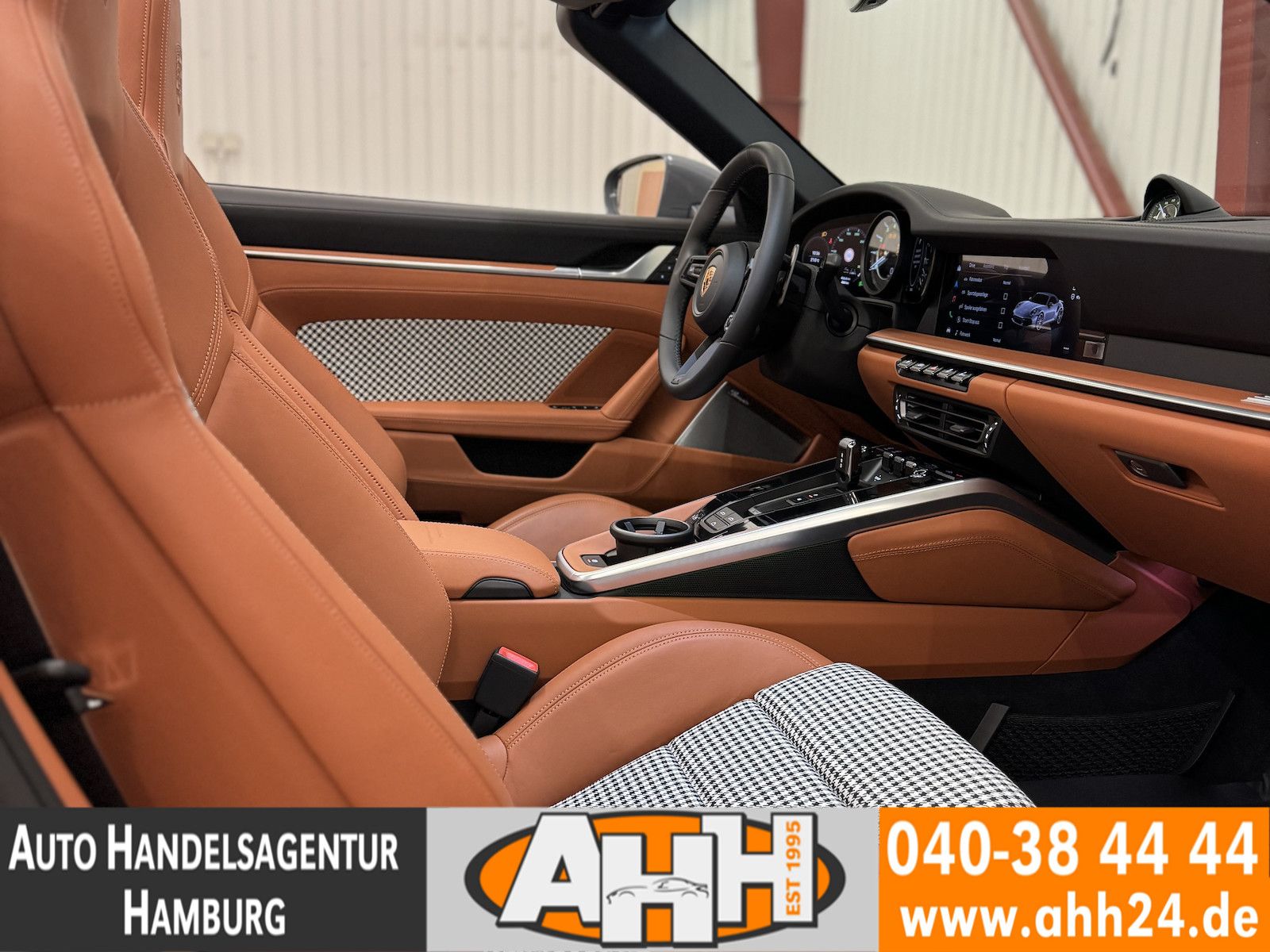 Porsche 992 TURBO S CABRIO HERITAGE|AERO KIT|BURMESTER!!