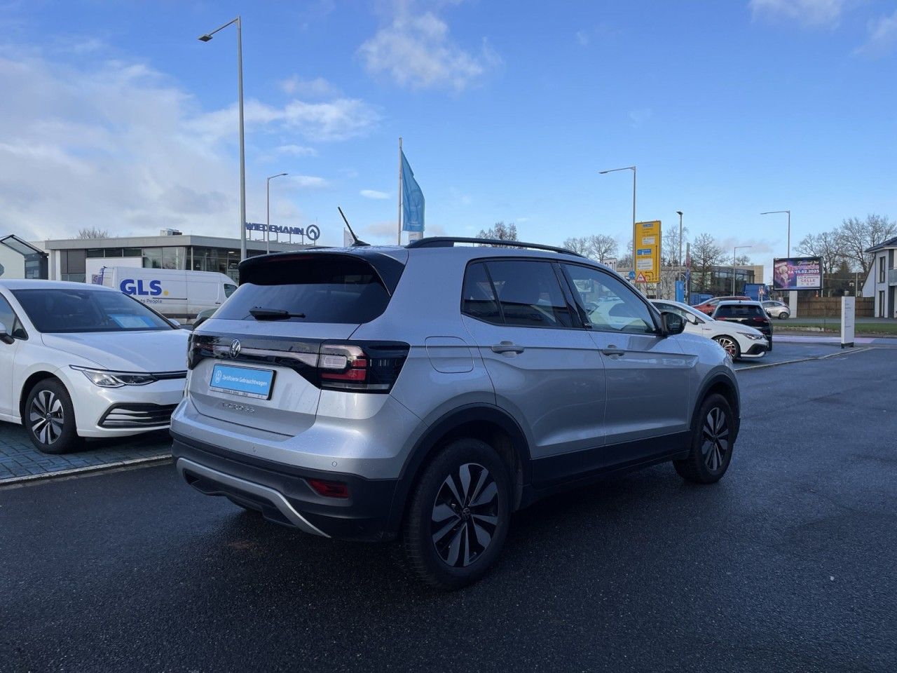 Volkswagen T-Cross 1.0 TSI MOVE - Samsaru's Car Outlet