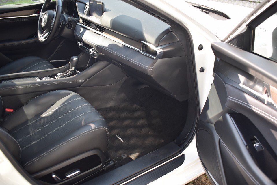 Mazda 6 2.5 194PS 6AG Takumi Schiebedach Leder Bose Ma