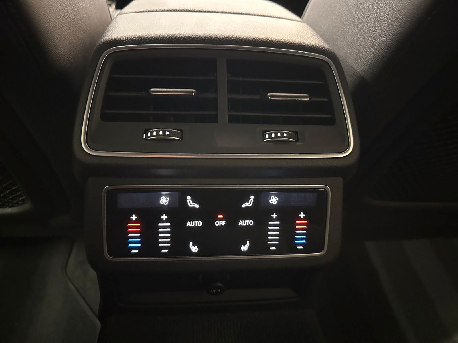 Audi RS6 Avant 4.0 TFSI quattro *1. HAND*B&O*KERAMIK*