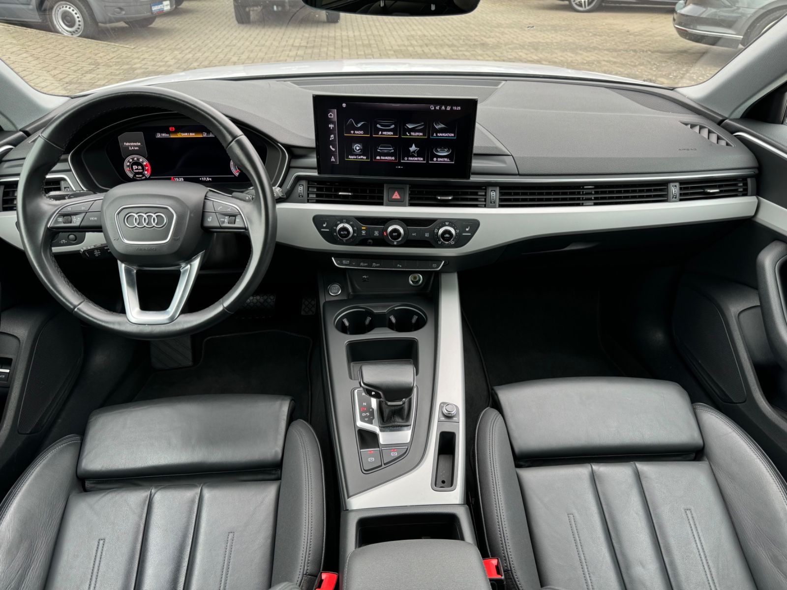 Audi A4 40 TFSI - Samsaru's Car Outlet