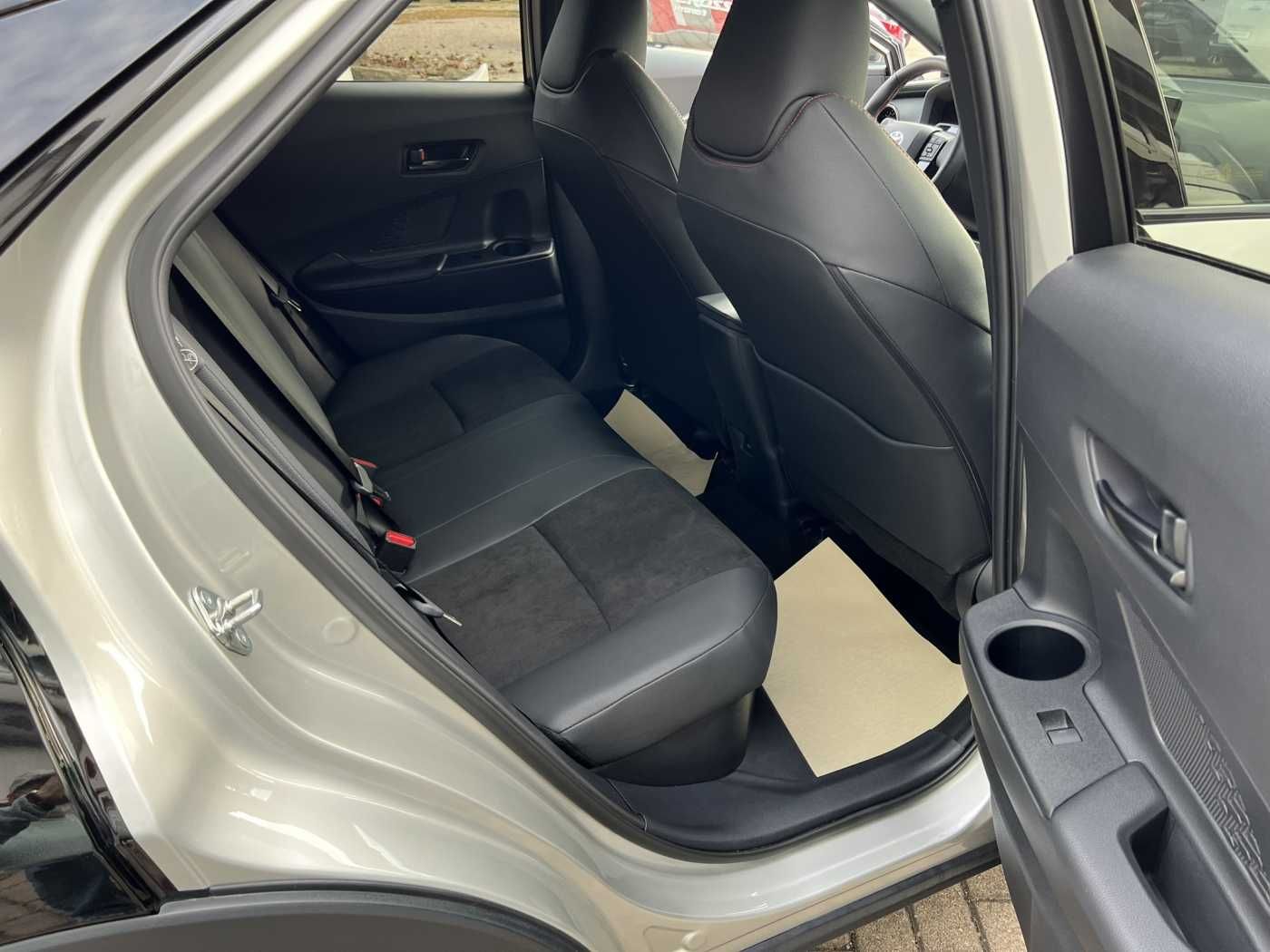 Toyota C-HR 2.0 GR 4X4 SPORT - Samsaru's Car Outlet