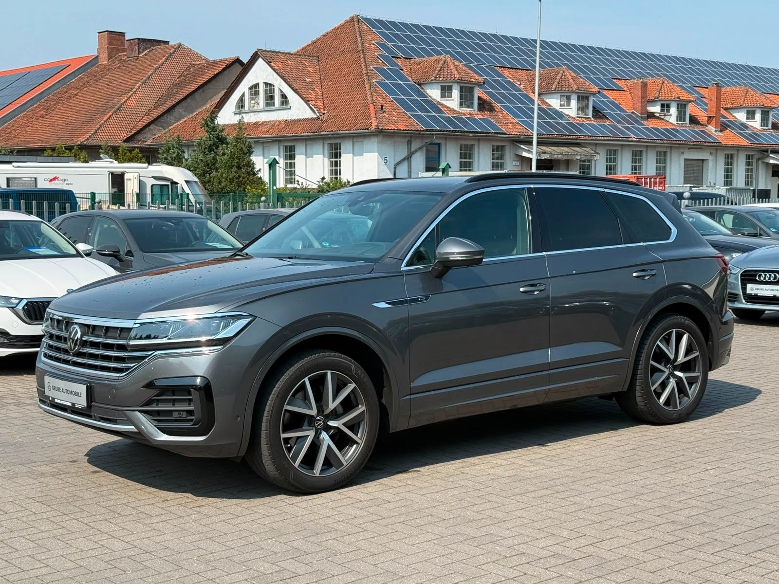 Volkswagen Touareg R-Line 4M MATRIX*LEDER*AHK*LUFT*360°
