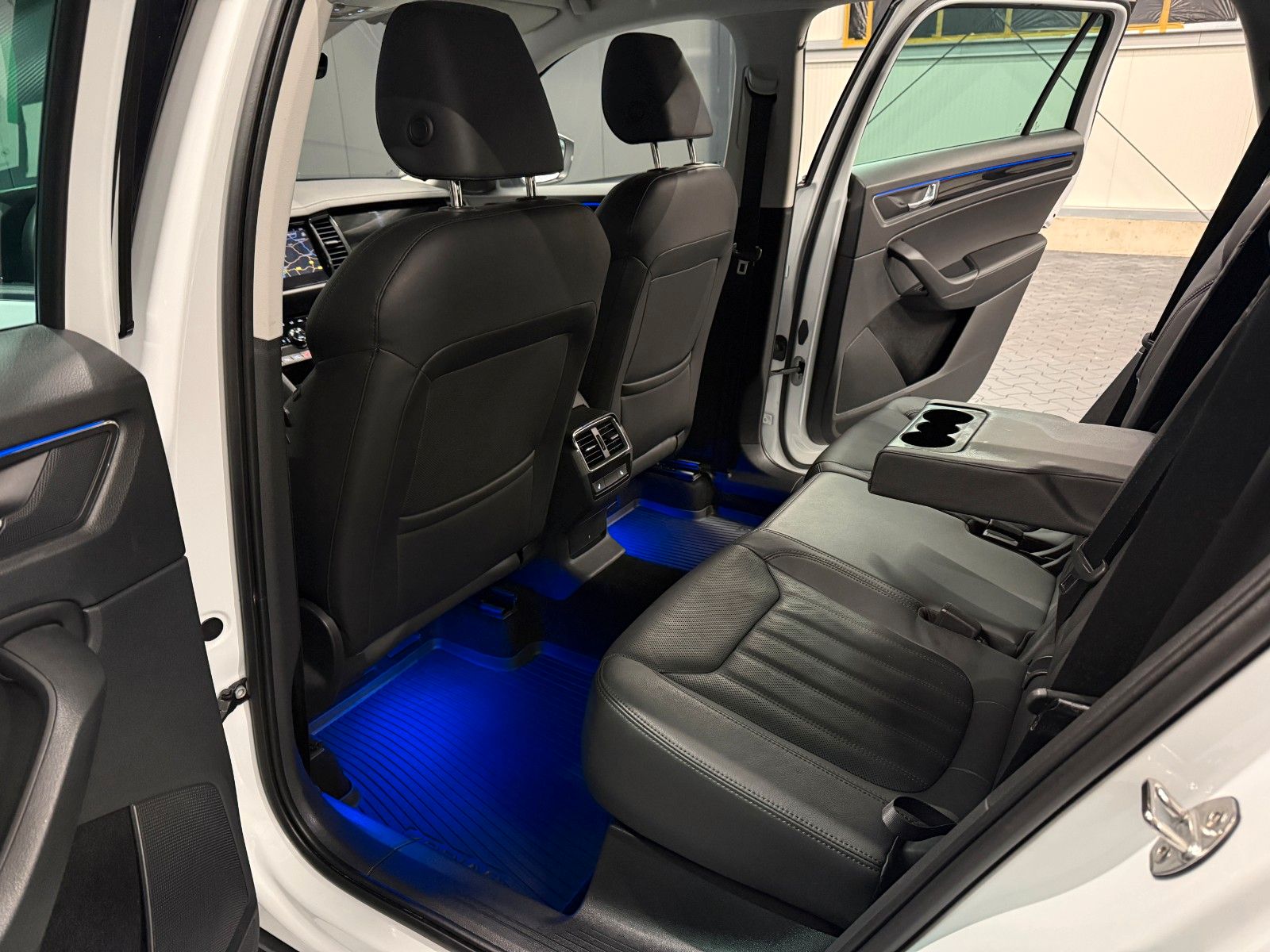 Skoda Kodiaq L&K 4x4 *LEDER*MASSAGE*360*AHK*Standhzg*